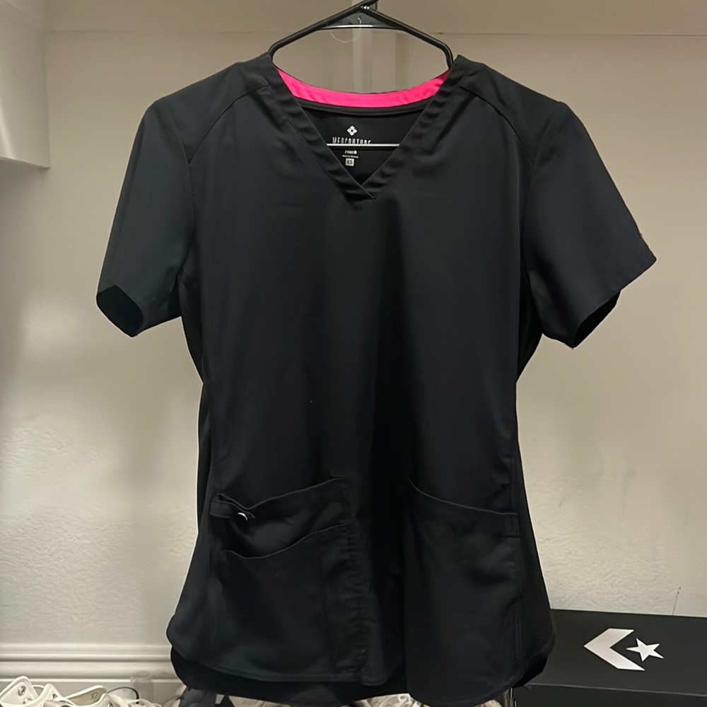 Medcouture scrub top size XS